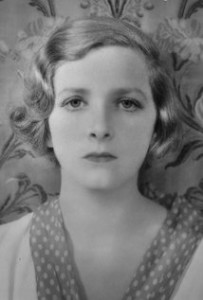 Gladys Cooper plays Maxine Wood.