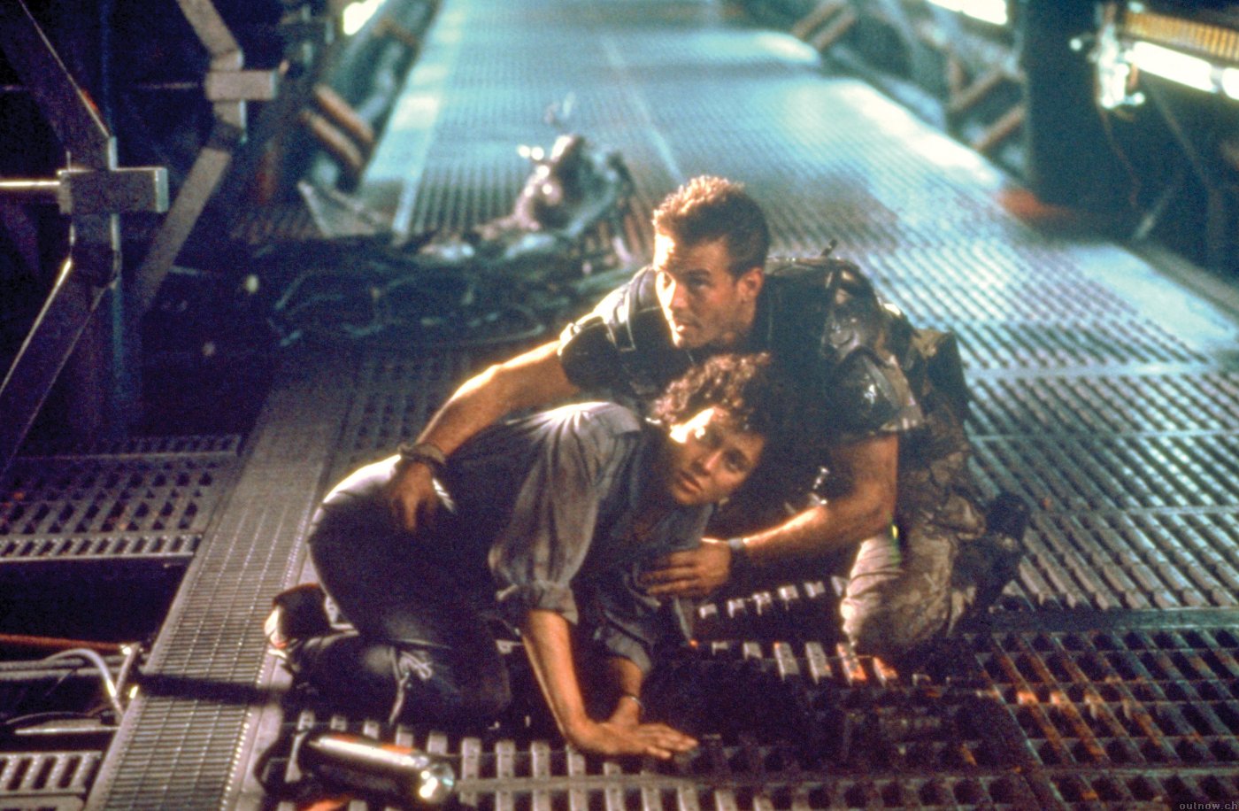 Aliens ***** (1986, Sigourney Weaver, Michael Biehn, Carrie Henn, Lance
