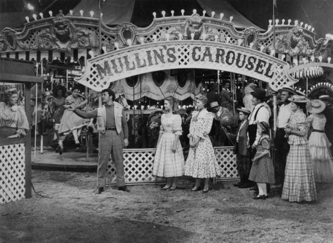 Carousel ***** (1956, Gordon MacRae, Shirley Jones, Cameron Mitchell