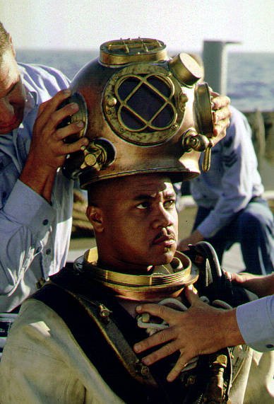 Men of Honor **** (2000, Cuba Gooding Jr, Robert De Niro, Charlize